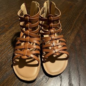 Girls Tucker and Tate sandals